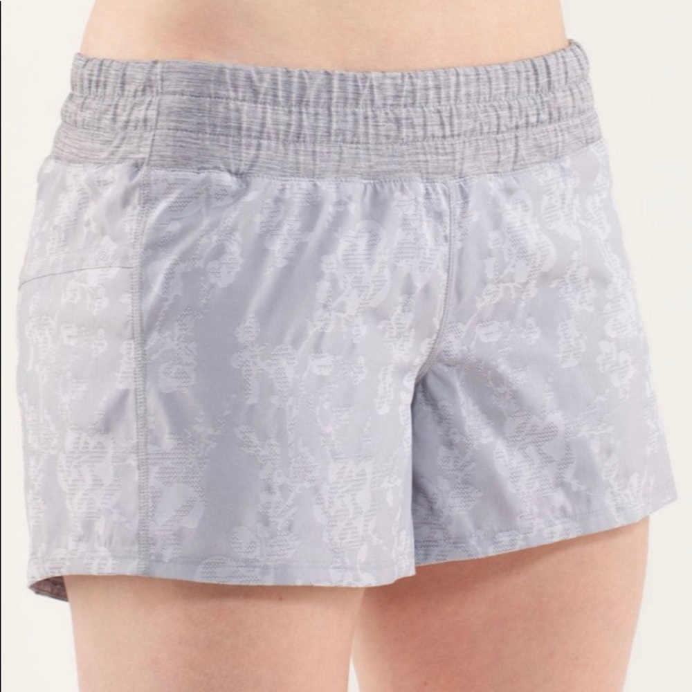 Lululemon Run: Tracker Short Ii Fossil Sz 6 - image 1